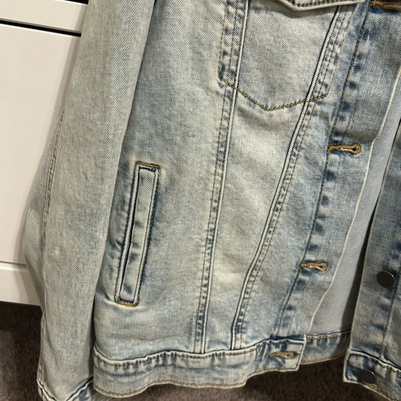 Treasure & Bond Kids Denim Jacket with Yellow and Black Smiley - Picture 7 of 7